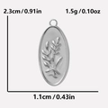 Dettaglio del ciondolo a fiore ovale argento con dimensioni 2,3 cm e peso di 1,5 grammi - S2045-Argento / Argento