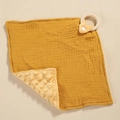 Manta de seguridad para bebé de muselina con mordedor de madera y reverso minky - Amarillo jengibre