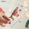 3D reindeer cake topper with red scarf and antlers, 4cm wide for Christmas decor - Elk Style