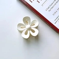 Minimalist white flower hair claw clip with matte finish for elegant styling - 7*7*3.2cm / White