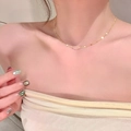 Elegante goldene Pailletten-Halskette für Damen mit minimalistischer dünner Metallkette - Halskette - Gold