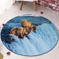 Tappeto rotondo in flanella assorbente con design realistico di un orso bruno - 80×80cm / Modello 2-Orso che Pesca