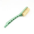 Spazzola per scarpe verde chiaro con manico lungo, setole morbide e foro per appendere - Verde Nordico Standard