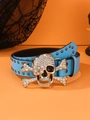 Blauwe leren riem met zilveren strass-doodskopgesp en zwarte klinknagels op oranje - Gekruiste Schedel Strass Blauw Stijl (1443)