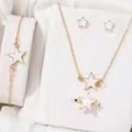 Parure de bijoux élégante plaquée or avec pendentifs étoiles blanches pour femmes - 3028