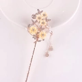 Golden flower hair pin with yellow petals, sparkling rhinestones, and elegant tassels - Gold Yellow Flower Pearl Tassel (FZ056)