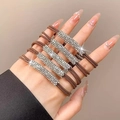 Set of 6 brown high-elastic hair ties featuring sparkling rectangular rhinestone accents - 1 Piece / Rhinestone Coffee