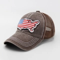 Gorra trucker vintage marrón con bordado de bandera de EE. UU. y malla trasera - café