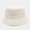 Détail de la broderie 3D Forever et coutures du bord sur le chapeau bob en coton - Beige