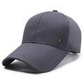 Casquette de baseball en maille gris foncé avec visière allongée et emblème - Réglable / Gris