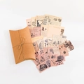 Kit adesivi vintage con funghi e farfalle e scatola a cuscino in carta kraft marrone - Pagine Vintage - Biblioteca delle Fiabe