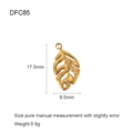 Vista dettagliata del ciondolo foglia in oro 18K con dimensioni 17,5 x 9,5 mm - DFC85-Foglia Cava / Oro