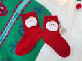 Calze natalizie rosse per bambini con pupazzo Babbo Natale 3D e morbido cotone a maglia - S (0-1 Anno) / Babbo Natale Rosso