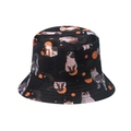 Schwarzer Anglerhut mit süßen Katzenmotiven und orangefarbenen Punkten als Sonnenschutz - Schwarze Katze Druck