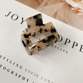 Classic tortoise shell acetate square hair claw clip with brown and black patterns - Light Leopard