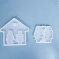 Vista macro di stampi in silicone a forma di casa per resina con sagome di coppie - Stampo per Portachiavi da Parete di Coppia (Grande)