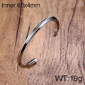 Bracciale rigido Mobius in acciaio inossidabile lucido, diametro interno 60x4mm, 19g - Stile Argento Piccolo (KB136769-WGSF)