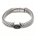 Pulsera de hombre en acero inoxidable con cadena trenzada y cierre negro en fondo blanco - Estilo Acero (F0309)