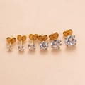 Set di sei classici orecchini a lobo in acciaio inossidabile dorato con zirconi tondi - 3mm / Oro
