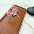 Chinese pearl flower hair pin with pink and blue enamel detailing on gold finish - Butterfly Flower