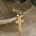 Elegante 18K vergoldete Kreuzanhänger Halskette mit Zirkonia-Steinen an einer Box-Kette - Box-Ketten-Kreuz-Stil / Gold
