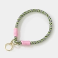 Universelles grau-gelbes Handyband mit goldenen Metallringen und rosa Akzenten am Ende - 1.7cmx25cm / Grau