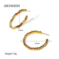 Vue détaillée de créoles de 3,5 cm en acier doré 18k avec cristaux colorés incrustés - Incrusté de Strass Colorés (JDE2402039)