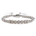 Gros plan de perles argentées et boules de zircon sur cordon gris réglable de bracelet - Perle de Cuivre 6MM + Boule de Forage Argent 8MM