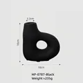 Portavelas geométrico negro de cerámica mate con diseño moderno de torsión en forma b - HP-0787 / Negro