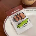 Schattige Capybara en groene krokodil cartoon haarklemmen set op een witte kaart - Stijl 5 (Schattige Krokodil)