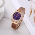 Montre à quartz pour femme en or rose avec cadran violet serti de diamants et maille - Violet