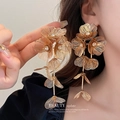 Elegant gold flower earrings with crystals in a vintage Chinese style for women - Woven Flower with Zirconia Style (2#) / Gold