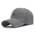 Casquette de baseball grise élégante à chevrons avec un nœud doré en métal à l'avant - Réglable / Gris