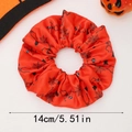 Chouchou rouge d'Halloween avec motifs crânes et toiles d'araignée, accessoire satin de 14 cm - Araignée Crâne Rouge