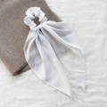 Elegante elastico per capelli in raso bianco con fiocco lungo per acconciature - 1# Bianco Perla Conchiglia
