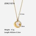 Dettaglio della collana in acciaio inossidabile 18K con ciondolo luna e dimensioni - JDN21076-Luna e sole d'oro