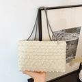 Elegante borsa da sera in pizzo bianco con decorazioni di perle e catena metallica - Perline / Beige Pizzo Perla