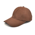 Detail view of a brown cotton baseball cap featuring six-panel structure and curved brim - M (56-58cm) / Coffee
