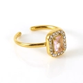 Verstelbare 18k vergulde ring met rechthoekige roze edelsteen en micro-pave kristallen - Verstelbaar Open / Roze Zirkonia