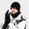 Schwarzes Winterstrick-Set mit Beanie, Schal und Handschuhen und warmem Fleecefutter - 3-teiliges Set - Schwarz
