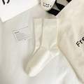 Off-white ribbed crew socks for women made of premium combed cotton for casual wear - Coarse Rib / Off White