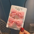 Set di due fermagli per capelli a fiocco in velluto rosa con perle e dettagli dorati - Stile 17: Coppia di fiocchi rosa vintage