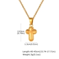 Dettagli della collana con croce dorata: dimensioni 2,03x1,3cm e catena regolabile 45cm - Croce Liscia / Oro