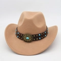 Détail de chapeau de cowboy en laine kaki avec bande cuir et boucle turquoise - Chameau (Ceinture en Cuir Florale)