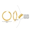 Dettaglio orecchini a cerchio dorati da 38mm con specifiche e finitura in acciaio lucido - 38MM / Oro