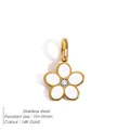 Ciondolo a fiore in acciaio inossidabile placcato oro 14K con smalto bianco e zircone - Fiore di Strass a Goccia d'Olio Dorato (XP50479)