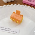 Mini candy-colored orange hair claw clip for girls, durable resin small hair accessory - 3cm / Orange & Yellow