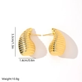 Detailed macro view showing the textured ribbing and dimensions of gold water drop earrings - EH165 Gold Ribbed Teardrop