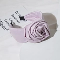 Rosafarbener Seiden-Haarreif mit großer Rosenblüte für voluminöse Frisuren-Styles - Hellviolett