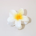 Frangipani flower hair claw clip with white and yellow gradient resin petals - White / Bulk Packaging